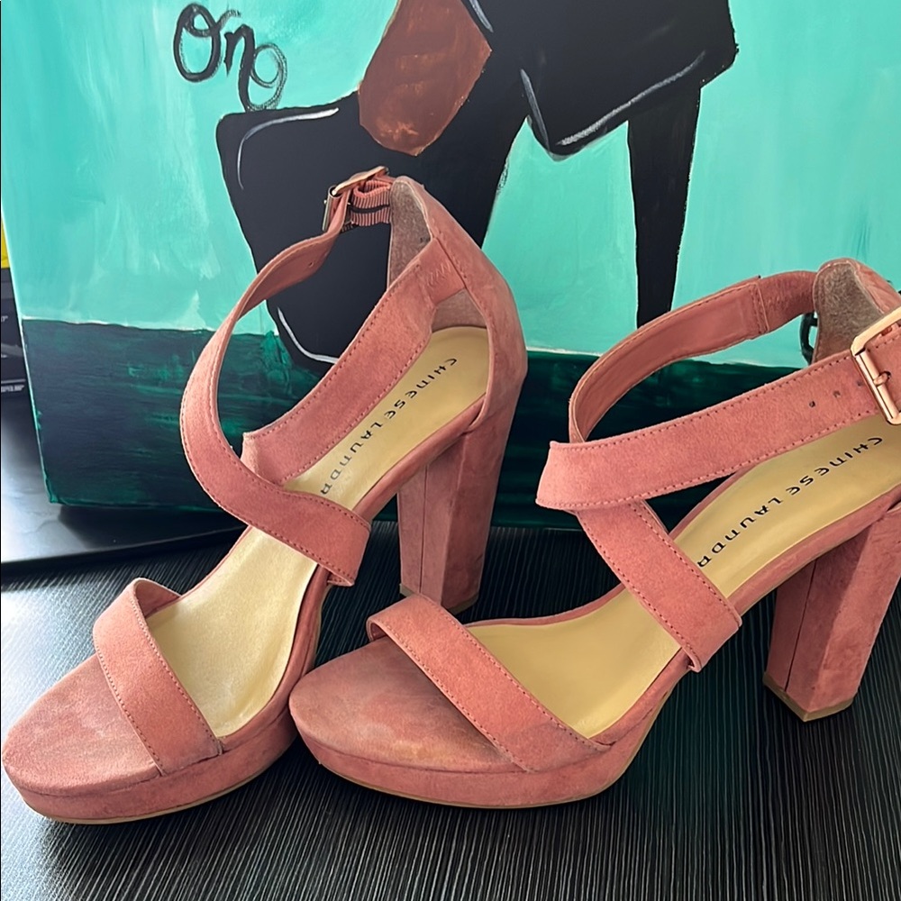 Chinese Laundry Pink Sandals for Effortless Elegance - Picture 2 of 5